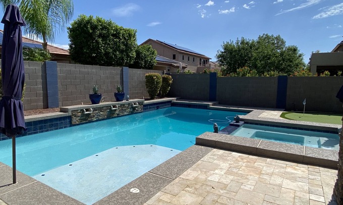 Surprise Farms House | Surprise Escape-minutes from MLB, NFL, golf and more!