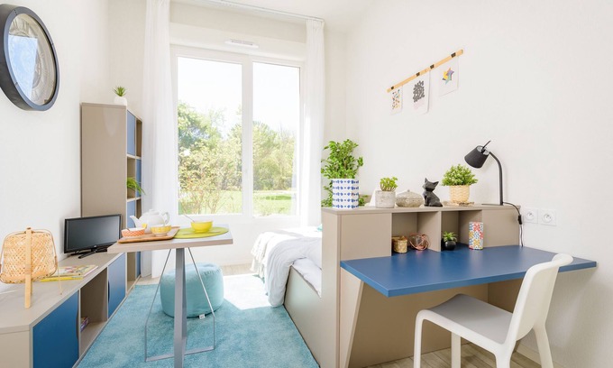 Fontaine Lestang-Bagatelle-Papus-Tabar-Bordelongue House | T1 with parking and close to metro A and tram T1 and T2