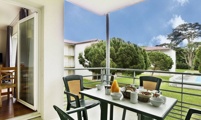 Lagord Condo | T2 cosy au calme | Centre bien-être & piscine