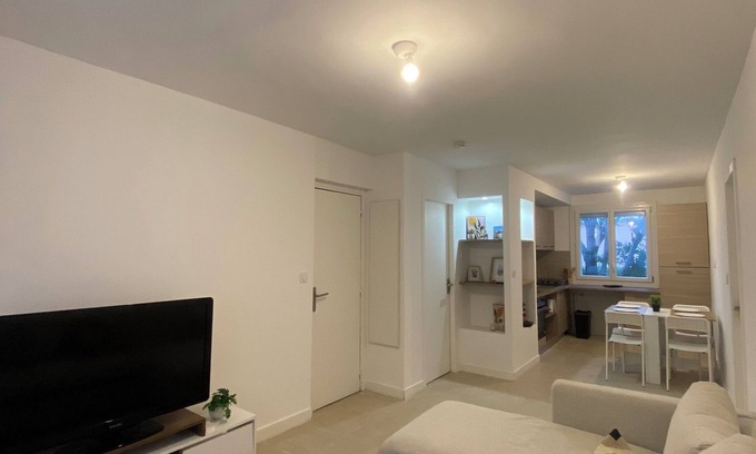 Bonneveine Apartment | T2 Refait à Neuf Près des Plages Borely