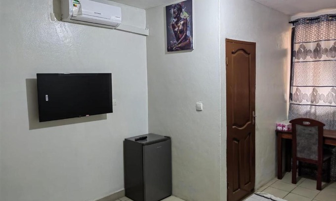 Littoral Department Apartment | Tadagbe Appart Studio1