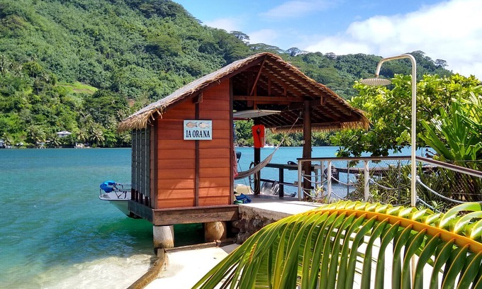 Taha'a Ski Chalet | TAHAA - Fare Motoï seafront