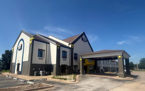 Tahlequah Hotel | Tahlequah Inn