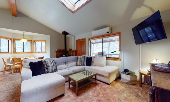 Idyllwild House | Tahquitz View Chalet