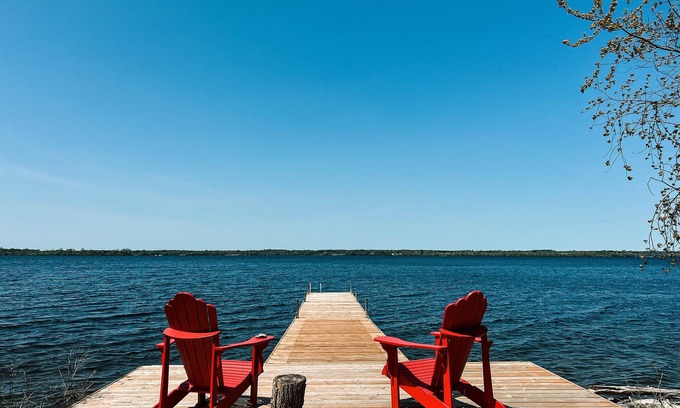 Bongard House | Tanglewood - Large Waterfront Home in PEC