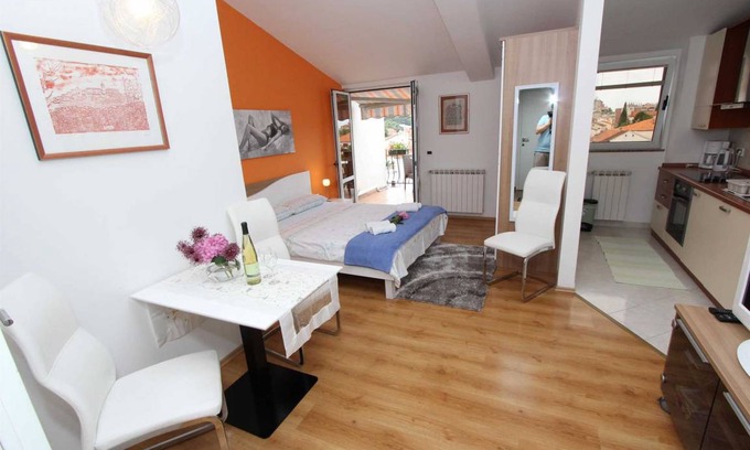 Rovinj Apartment | TANJA Studio with Balcony