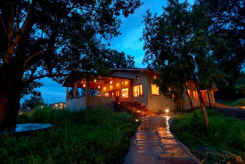 Baihar Resort | Tathastu Kanha