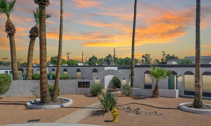 Tempe Cottage | Tempe Rental: Modern Comfort in Prime Location