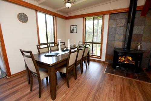 Jam Jerrup House | Tequila Sunset Beachfront Family Holiday Home, Bass Coast