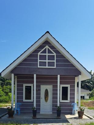 Kampung Banggol Batu House | Teratak Sumayyah - For Islam Only - Pondok Lenggong