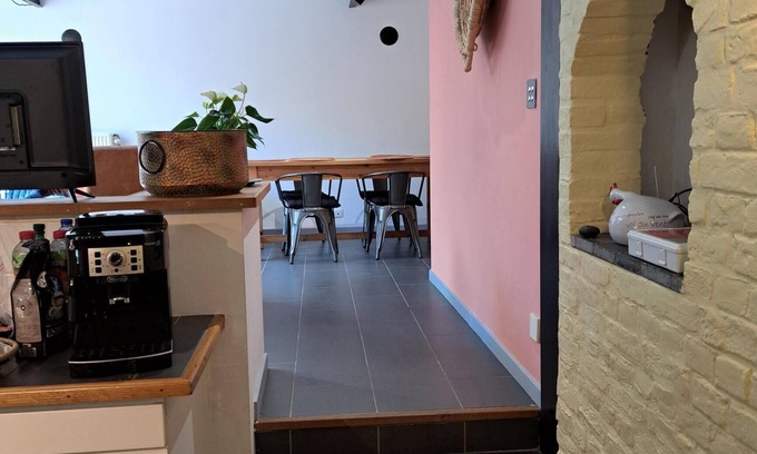 Lens House | Terre de Douar à 5min de Pairi Daiza, Logement Avec Équipements Pour Enfants !