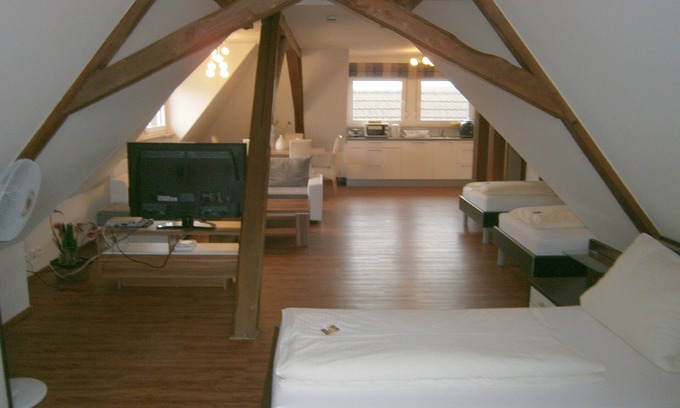 Rheinhausen Apartment | Thai Tawan Loft at Europa-Park Rust