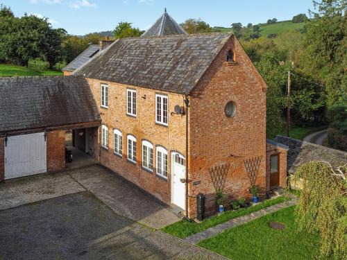 Welshpool House | The Annex At Is Y Coed