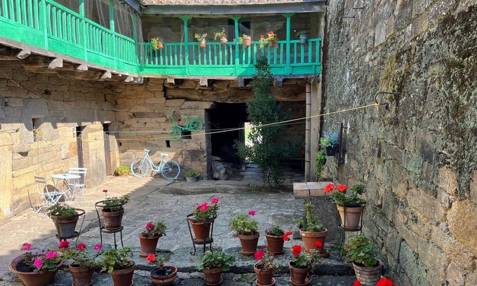 Villardeciervos Cottage | THE APOTHECIST OF THE WOLF