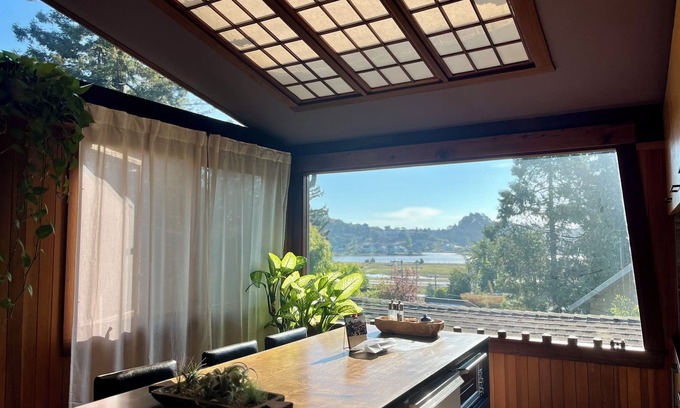 Almonte Cottage | The Bathhouse: Boho Modern + Hot Tub + Water View