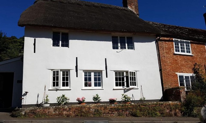 East Knoyle House | The Bell House