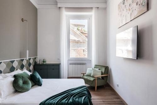 Rione XI Sant'Angelo Apartment | The Best Rent - Three-Room Apartment with View of the Portico d'Ottavia