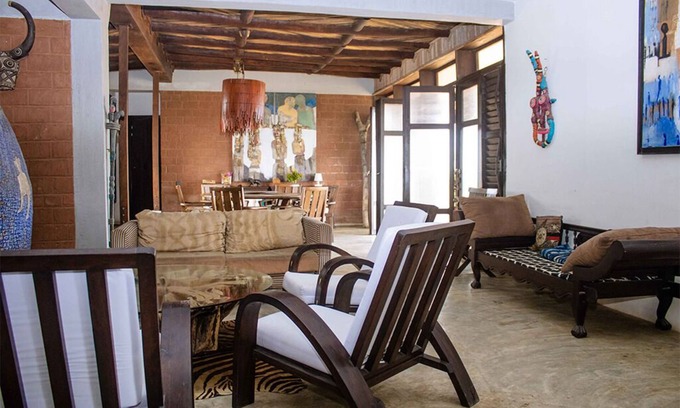 Lome Hotel | THE BLUE HOUSE LOMÉ