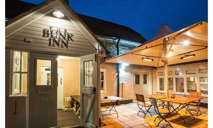 Ashmore Green Hotel | The Bunk Inn