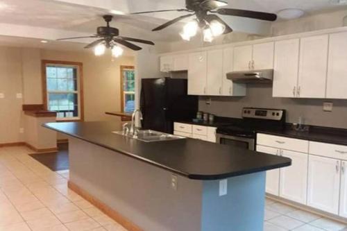 Genoa House | The Bunkhouse - 3 BR, 2 BA Deluxe Cabin