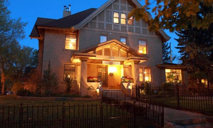 Helena Bed & Breakfast | The Carolina Bed & Breakfast