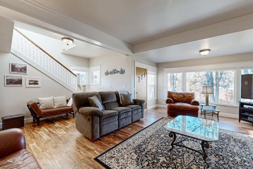 Mosier House | The Carroll House