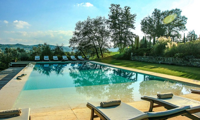 San Pietro in Bossolo House | The church house