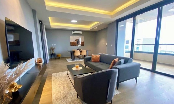 Cocody Apartment | The Citizen I Raffinement et Confort