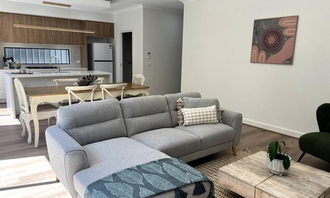 Ararat Apartment | The Cosy Cottage