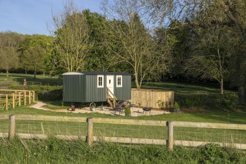 Longborough House | The Cotswold Nest