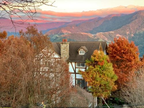 Ren'ai Bed & Breakfast | The Cotswolds Villa