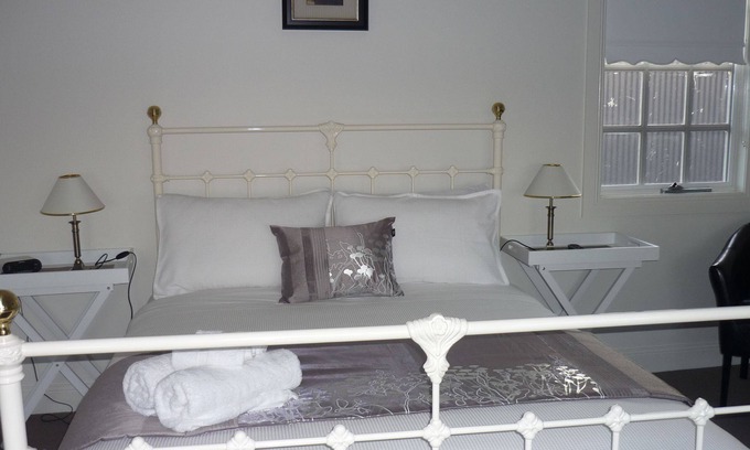 Killarney Cottage | The Cottage at Calgary