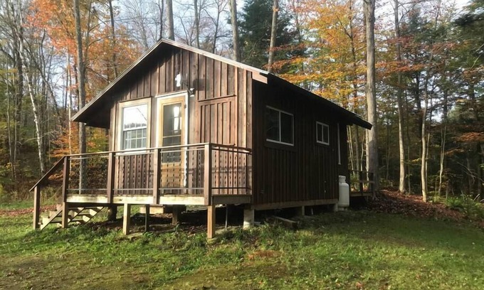 Rochester Cabin | The Creek Cabin at Sky Hollow, The Creek Cabin at Sky Hollow