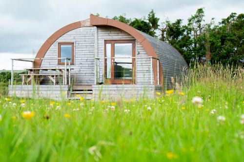 Wing Apartment | The Crossings Inn, Eco-friendly cabin in the Cumbrian countryside with heating and hot water