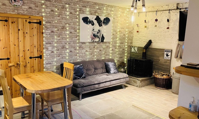 Ballyshannon Apartment | The Cuddly Cow Cosy Barn Studio Campview Farm Stay