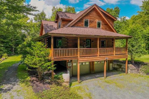 Franconia House | The Den In Franconia