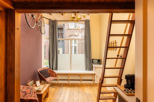 Zwolle City Centre Apartment | The Disco Duck - 15 guests - city centre Zwolle