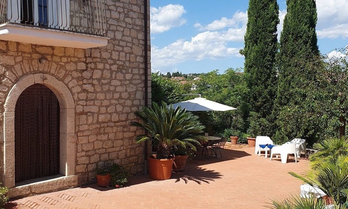 Pietrelcina House | The Garden