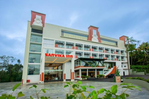 Ramakkalmedu Hotel | The Grand Sanvika