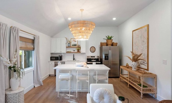 West Ashley House | The Grand Villa 10 mins from Downtown Charleston