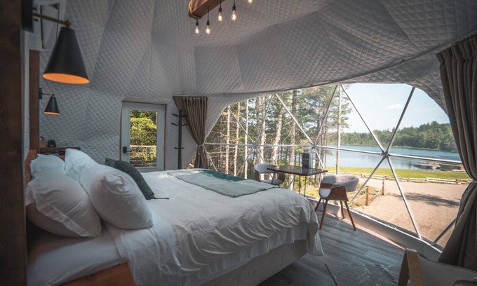 Valley Road Cottage | The Green Haven Dome - Secluded lakeview w/hot tub - 20 mins from St. Andrews!