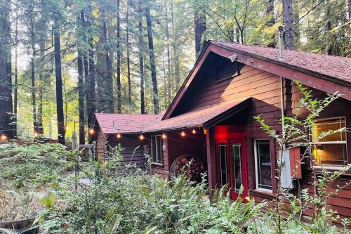 Redway House | The Groves at Redway Beach - Craftsman