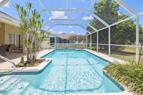 Fairway Oaks House | The Gulf Getaway