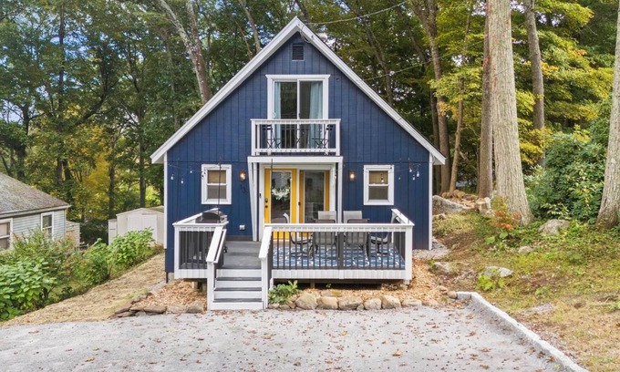 Gilman House | The Highland House at Amston Lake