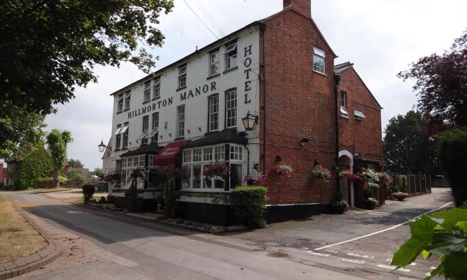 Grafton Hotel | The Hillmorton Manor Hotel