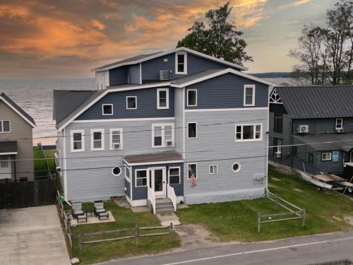 Sylvan Beach House | The Historic Oneida Lake House - Condo 2