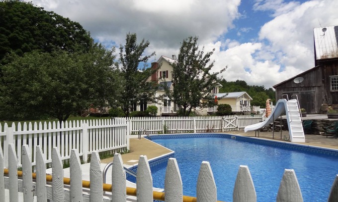 Fairfax Bed & Breakfast | The Inn at Buck Hollow Farm