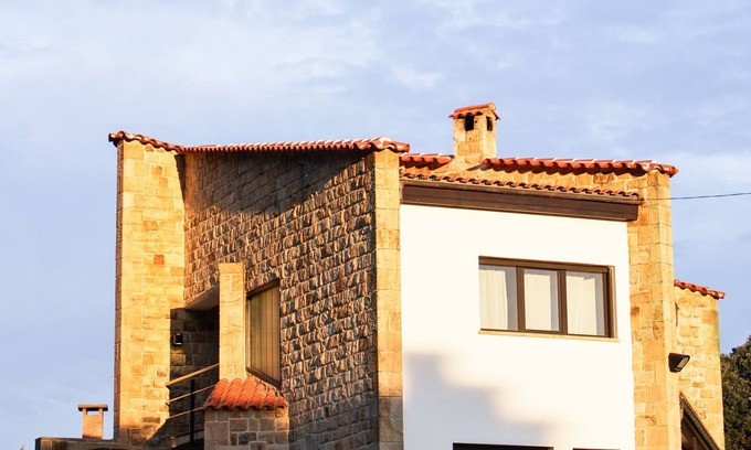 Pechon House | The Jarocha. House with sea views in Pechón