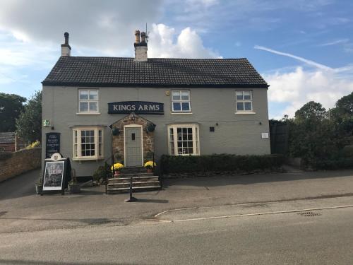 Melton Mowbray Bed & Breakfast | The Kings Arms (Scalford)