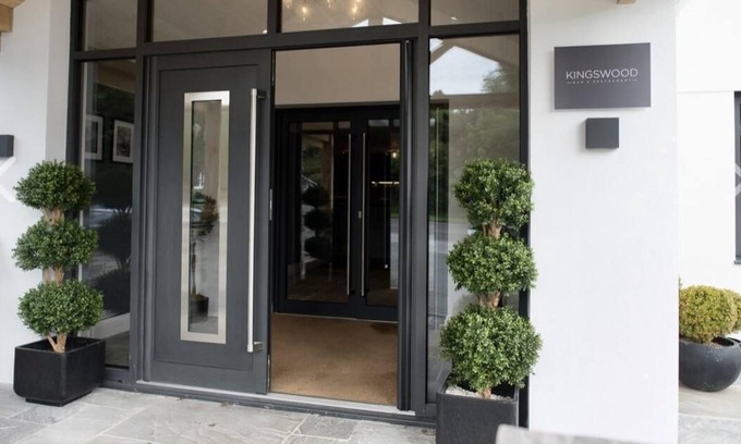 St Austell Hotel | The Kingswood